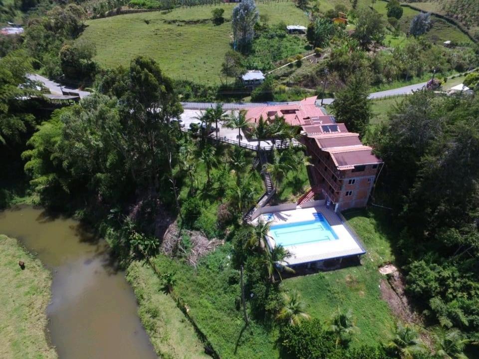 Hotel El Potrillo El Penol  Εξωτερικό φωτογραφία