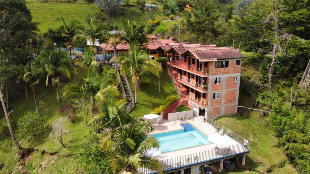 Hotel El Potrillo El Penol  Εξωτερικό φωτογραφία